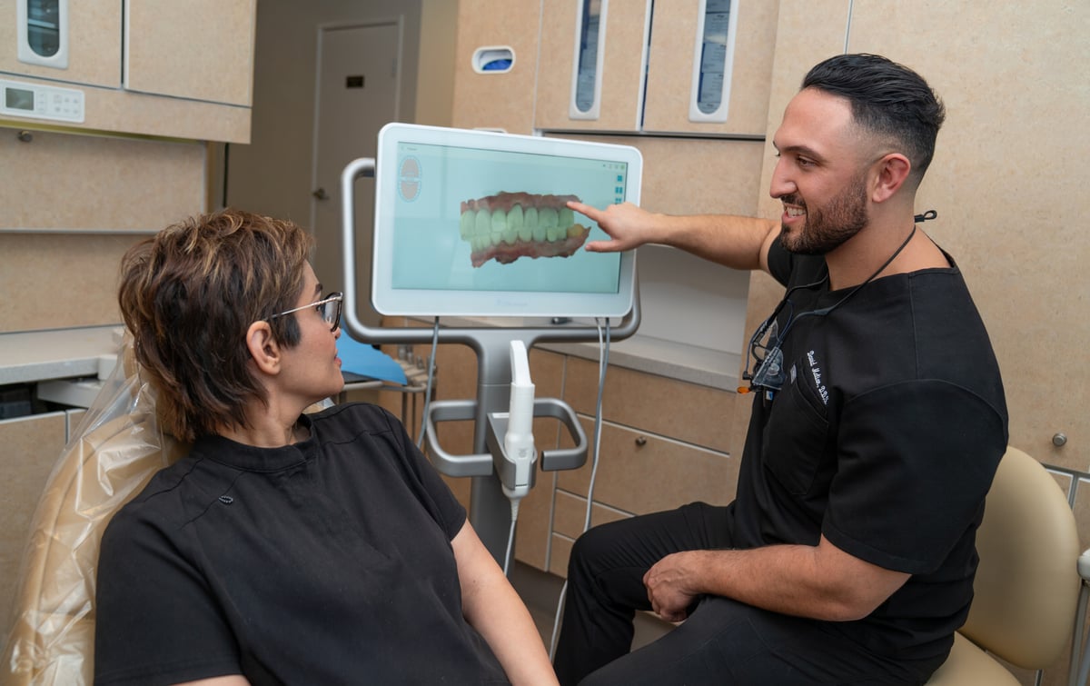 Dr. David using the iTero intraoral scanner